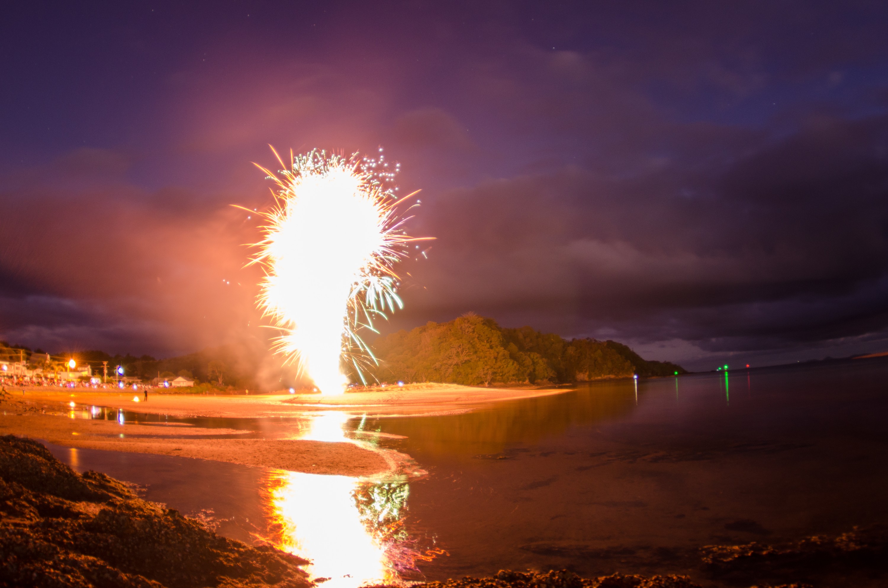 DSC_2747 – Ngunguru, Estuary, Bonfire, night, 2015, fireworks, night, night time, Crispin, NZ, new, new zealand, zealand